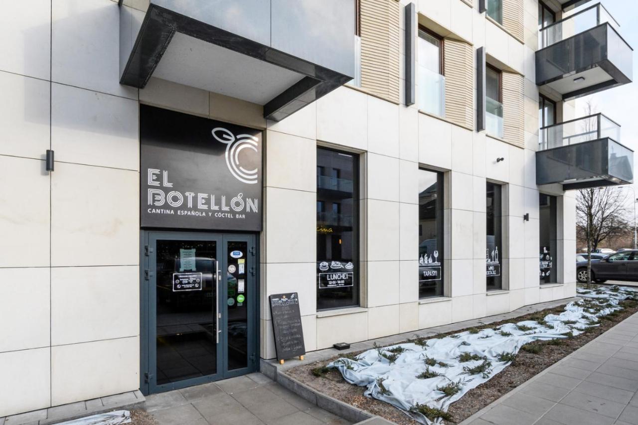 Bulwary Wislane P&O Serviced Apartments With Ac Varsavia Esterno foto