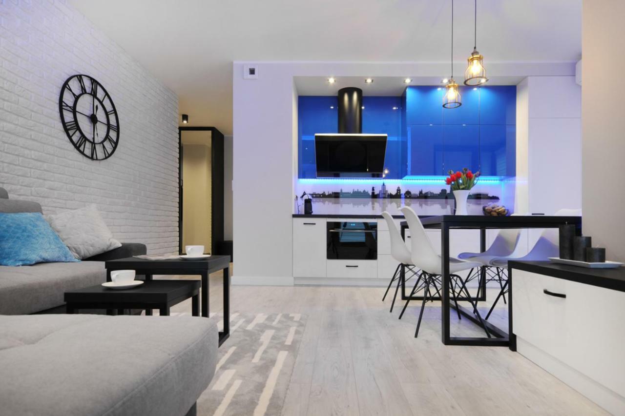 Bulwary Wislane P&O Serviced Apartments With Ac Varsavia Esterno foto