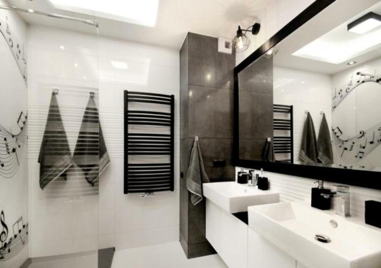 Bulwary Wislane P&O Serviced Apartments With Ac Varsavia Esterno foto